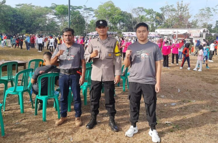 Peringatan HUT ke-79 RI: Polsek Sukadana Polres Ciamis Pantau Senam di Desa Margaharja